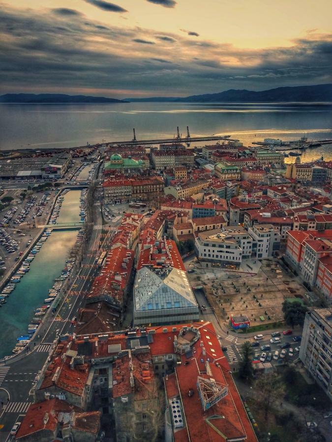 Tia Apartment Rijeka Bagian luar foto